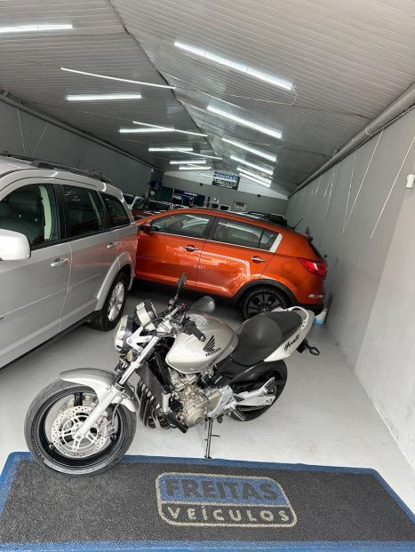 HONDA CB 600 F HORNET ABS, Foto 1