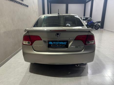 HONDA Civic 1.8 16V 4P FLEX LXS AUTOM�TICO, Foto 5