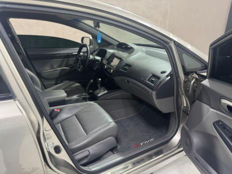 HONDA Civic 1.8 16V 4P FLEX LXS AUTOM�TICO, Foto 10