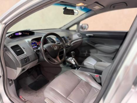 HONDA Civic 1.8 16V 4P FLEX LXS AUTOM�TICO, Foto 8
