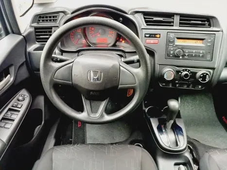 HONDA Fit 1.5 16V 4P LX FLEX AUTOMÁTICO, Foto 10 HONDA Fit 1.5 16V 4P LX FLEX AUTOMÁTICO, Foto 10
