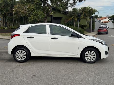 HYUNDAI HB 20 Hatch 1.0 12V 4P FLEX UNIQUE, Foto 4