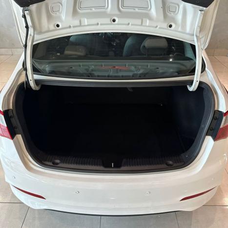 HYUNDAI HB 20 Sedan 1.6 16V 4P FLEX COMFORT PLUS AUTOMTICO, Foto 18