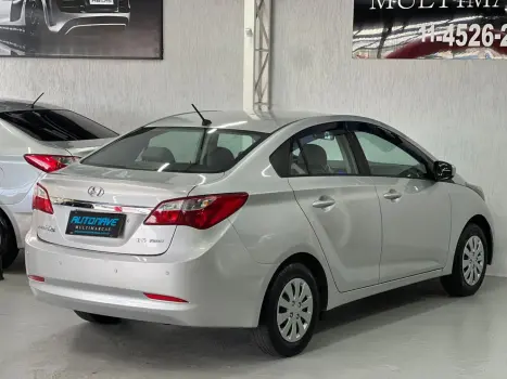 HYUNDAI HB 20 Sedan 1.6 16V 4P FLEX COMFORT PLUS, Foto 2