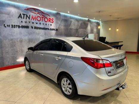 HYUNDAI HB 20 Sedan 1.6 16V 4P FLEX COMFORT PLUS AUTOMTICO, Foto 4