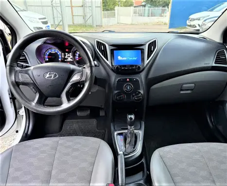HYUNDAI HB 20 Sedan 1.6 16V 4P FLEX COMFORT AUTOM�TICO, Foto 9