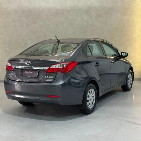 HYUNDAI HB 20 Sedan 1.6 16V 4P FLEX COMFORT PLUS AUTOM�TICO, Foto 4