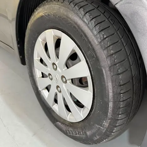 HYUNDAI HB 20 Sedan 1.6 16V 4P FLEX COMFORT PLUS AUTOM�TICO, Foto 25