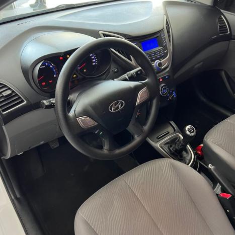 HYUNDAI HB 20 Sedan 1.6 16V 4P FLEX COMFORT PLUS, Foto 4