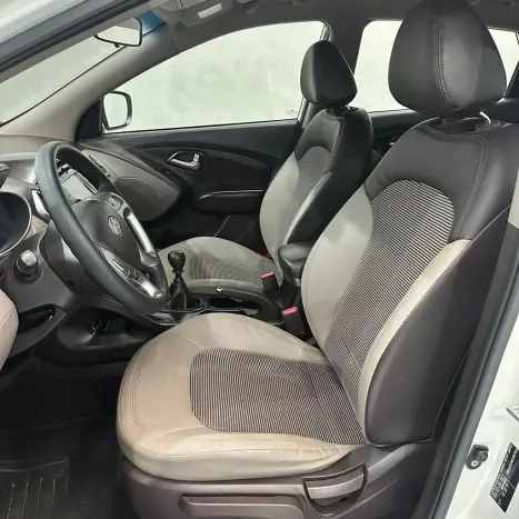 HYUNDAI IX35 2.0 16V 4P, Foto 22