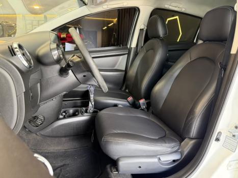 JAC J2 Hatch 1.4 16V 4P, Foto 15