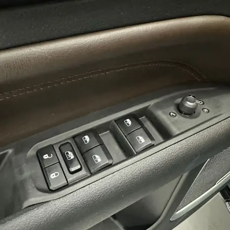 JEEP Commander 1.3 16V 4P FLEX T270 OVERLAND TURBO AUTOMTICO, Foto 14