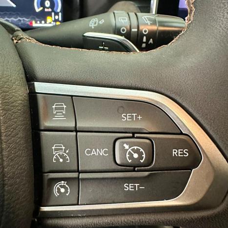 JEEP Commander 2.0 16V 4P TD380 OVERLAND 4X4 TURBO DIESEL AUTOM�TICO AT9, Foto 24