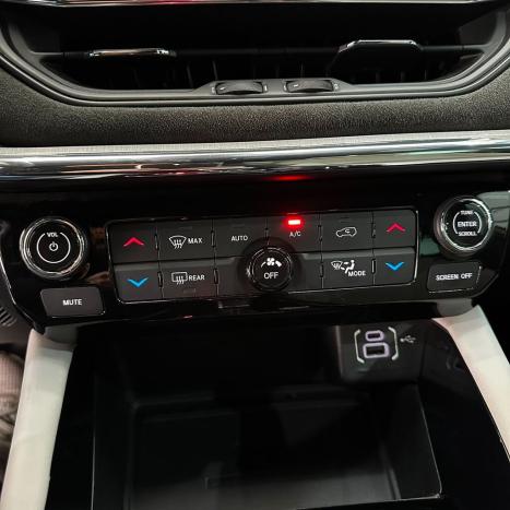 JEEP Commander 2.0 16V 4P TD380 LIMITED TURBO DIESEL AUTOM�TICO AT9, Foto 13