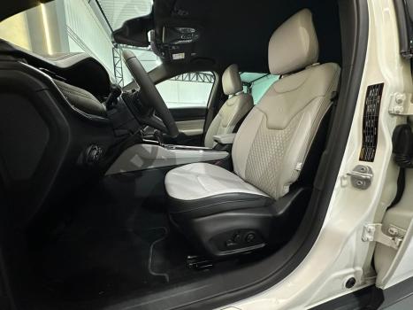 JEEP Commander 2.0 16V 4P TD380 LIMITED TURBO DIESEL AUTOMÁTICO AT9, Foto 9