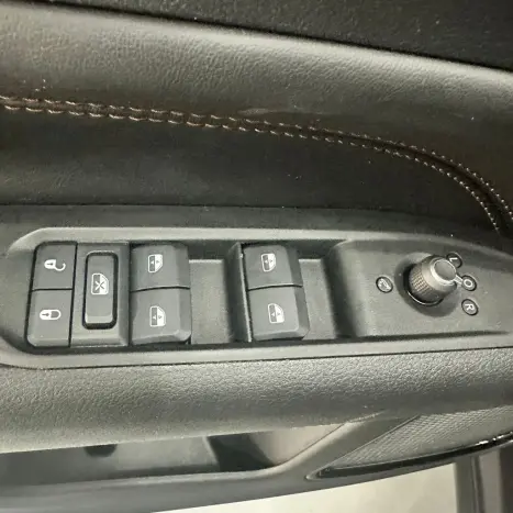 JEEP Compass 1.3 16V 4P FLEX LIMITED T270 TURBO AUTOM�TICO, Foto 19