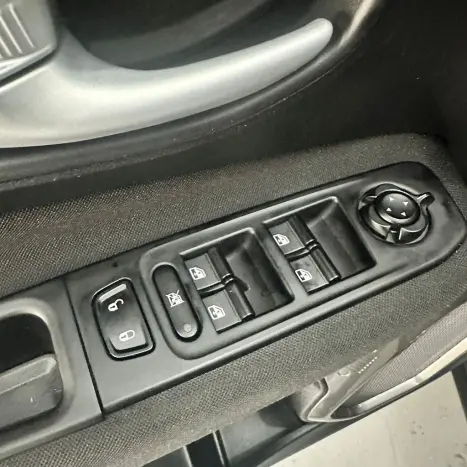 JEEP Renegade 1.3 16V 4P FLEX T270 SPORT TURBO AUTOM�TICO, Foto 19