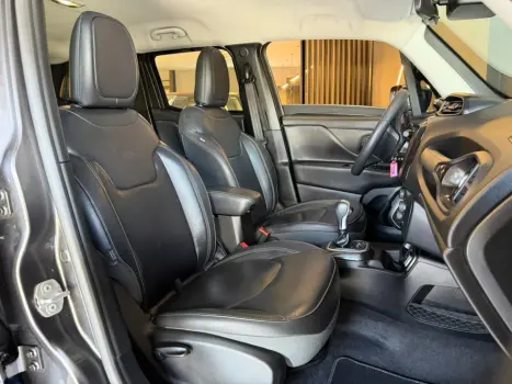 JEEP Renegade 1.3 16V 4P FLEX T270 LONGITUDE TURBO AUTOM�TICO, Foto 17
