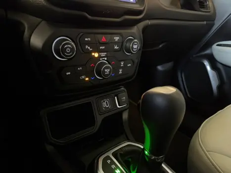 JEEP Renegade 1.3 16V 4P FLEX T270 LONGITUDE TURBO AUTOM�TICO, Foto 13