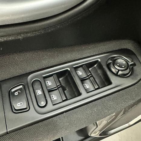 JEEP Renegade 1.3 16V 4P FLEX T270 TURBO AUTOM�TICO, Foto 19