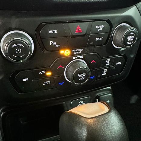 JEEP Renegade 1.8 16V 4P LIMITED FLEX AUTOM�TICO, Foto 13