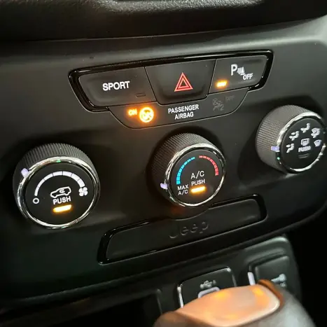 JEEP Renegade 1.8 16V 4P FLEX SPORT, Foto 13