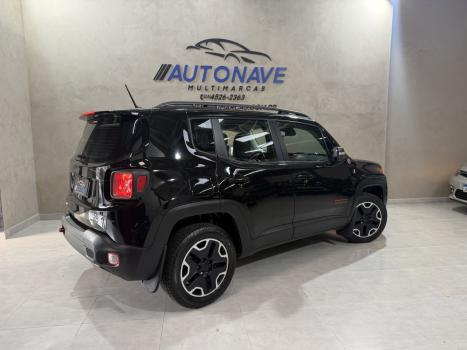 JEEP Renegade 2.0 16V 4P TURBO DIESEL TRAILHAWK 4X4 AUTOM�TICO, Foto 4