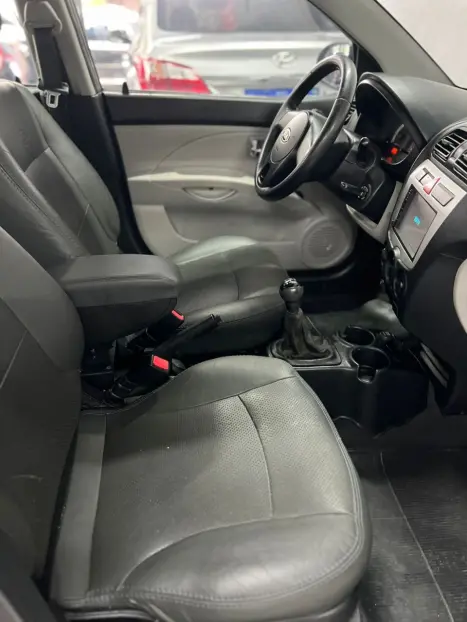 KIA Picanto 1.0 12V 4P EX, Foto 12 KIA Picanto 1.0 12V 4P EX, Foto 12