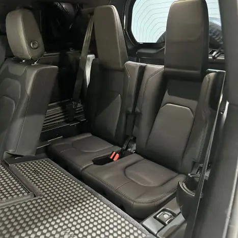 LAND ROVER Defender 110 3.0 24V 4P D300 TURBO DIESEL MHEV HSE 110 AWD AUTOM�TICO, Foto 29