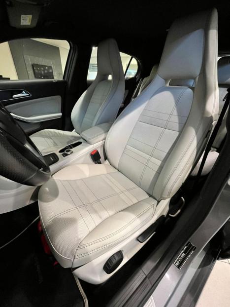 MERCEDES-BENZ GLA 200 1.6 16V 4P CGI ADVANCE TURBO AUTOMTICO, Foto 15
