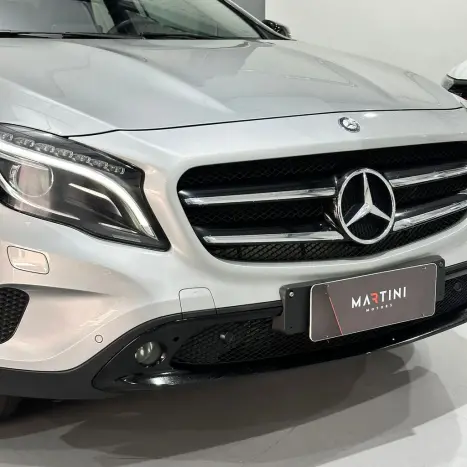 MERCEDES-BENZ GLA 200 1.6 16V 4P FLEX CGI ENDURO TURBO AUTOM�TICO, Foto 7