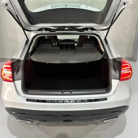 MERCEDES-BENZ GLA 200 1.6 16V 4P FLEX CGI ENDURO TURBO AUTOM�TICO, Foto 27