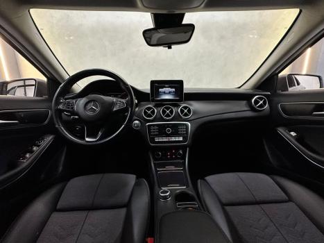 MERCEDES-BENZ GLA 200 1.6 16V 4P FLEX CGI STYLE TURBO AUTOMÁTICO, Foto 11