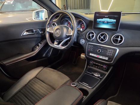 MERCEDES-BENZ GLA 250 , Foto 5