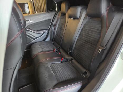 MERCEDES-BENZ GLA 250 , Foto 15