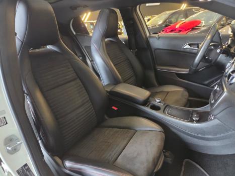 MERCEDES-BENZ GLA 250 , Foto 20