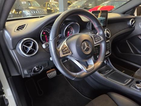 MERCEDES-BENZ GLA 250 , Foto 21