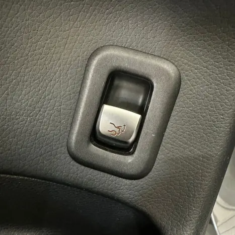 MERCEDES-BENZ GLC 43 AMG 3.0 V6 24V 4P BI-TURBO 4MATIC 9G-TRONIC AUTOM�TICO, Foto 21