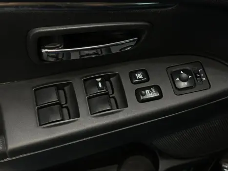 MITSUBISHI ASX 2.0 16V 4P, Foto 17
