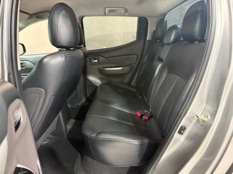 MITSUBISHI L 200 Triton 2.4 16V SPORT HPE 4X4 CABINE DUPLA TURBO DIESEL AUTOMÁTICO, Foto 9