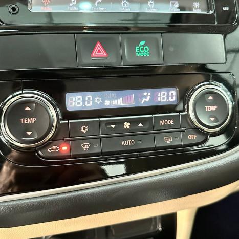 MITSUBISHI Outlander 2.2 16V 4P 4X4 HPE-S AWD DIESEL AUTOM�TICO, Foto 12