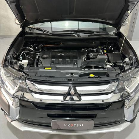 MITSUBISHI Outlander 2.2 16V 4P 4X4 HPE-S AWD DIESEL AUTOM�TICO, Foto 29