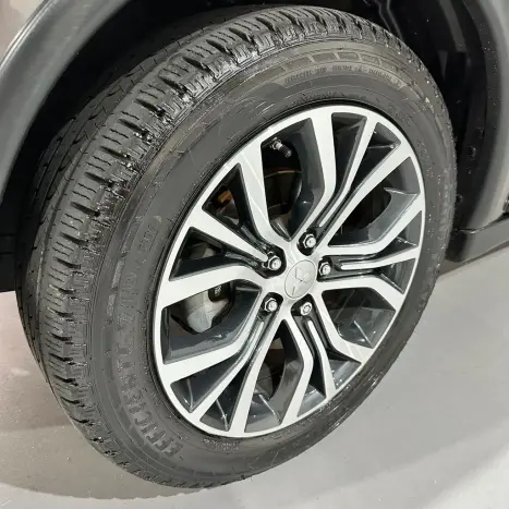 MITSUBISHI Outlander 2.2 16V 4P 4X4 HPE-S AWD DIESEL AUTOM�TICO, Foto 30