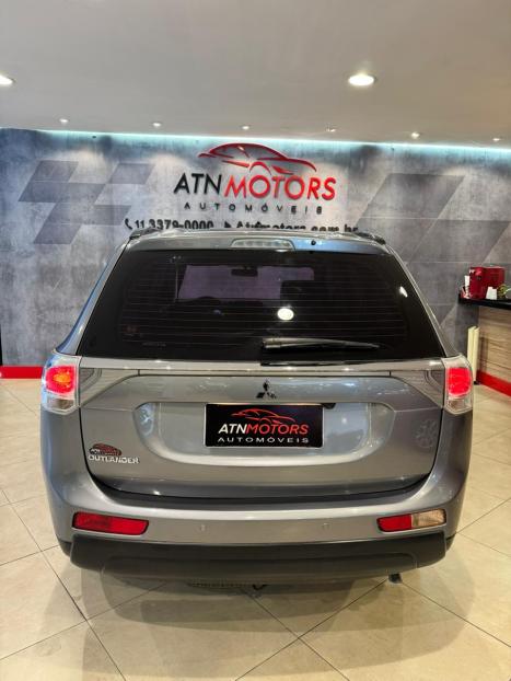 MITSUBISHI Outlander 2.0 16V 4P AUTOM�TICO, Foto 8