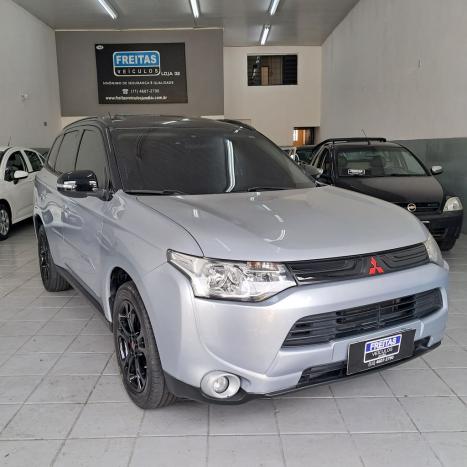 MITSUBISHI Outlander 2.0 16V 4P AUTOM�TICO, Foto 3