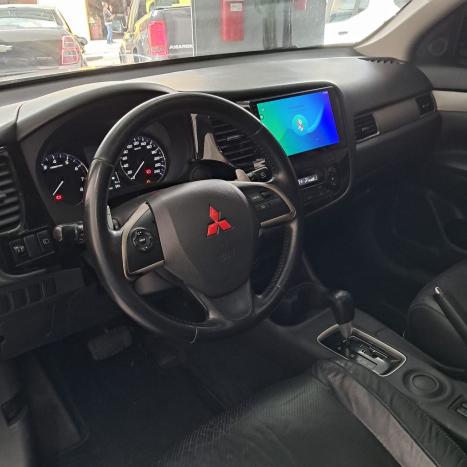 MITSUBISHI Outlander 2.0 16V 4P AUTOM�TICO, Foto 8