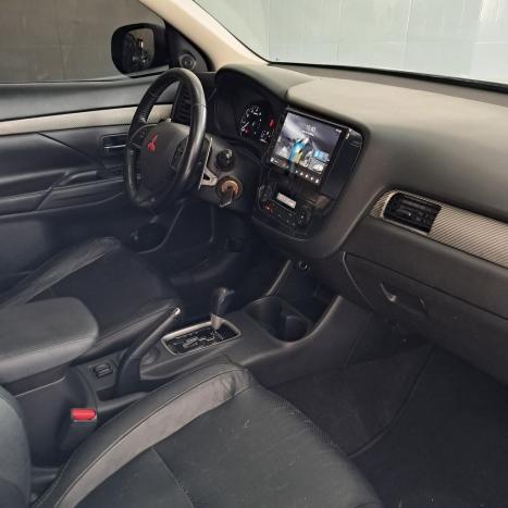 MITSUBISHI Outlander 2.0 16V 4P AUTOM�TICO, Foto 9
