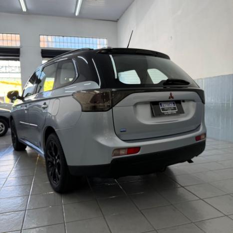 MITSUBISHI Outlander 2.0 16V 4P AUTOM�TICO, Foto 2