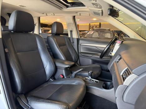 MITSUBISHI Outlander 2.0 16V 4P AUTOM�TICO, Foto 6