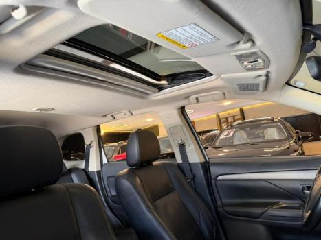 MITSUBISHI Outlander 2.0 16V 4P AUTOM�TICO, Foto 7